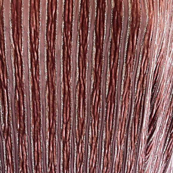 JessaKae Eiffel Velvet
Ruffle Midi Dress Dark Mauve Size M Bloggers Fav, Elegant - Picture 5 of 13